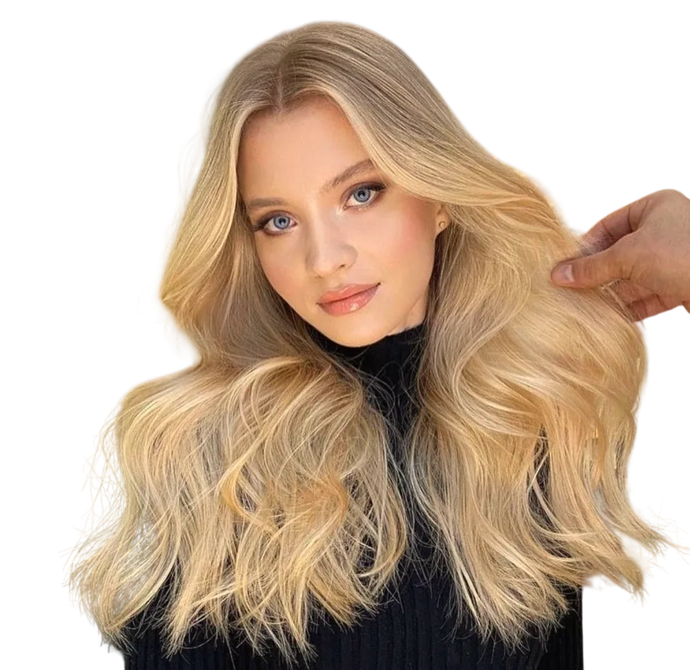 Ali Karakuş Hair Studio'da yapılmış sarı balyaj saç